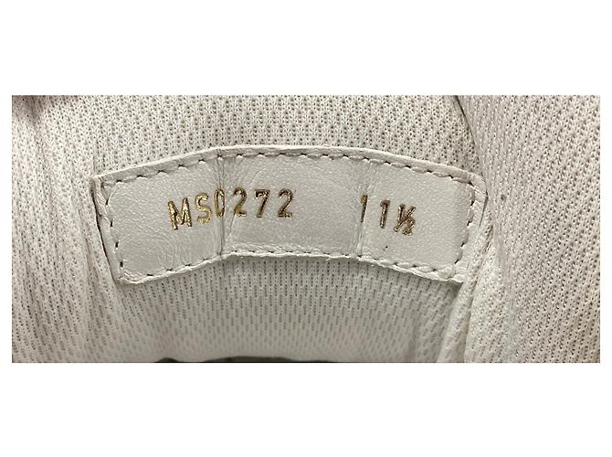 Twist Louis Vuitton LV Trainer in pelle nera e bianca Nero - vista 16