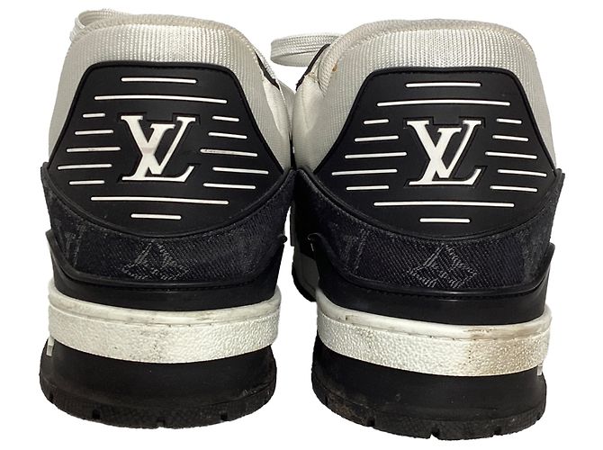 Twist Louis Vuitton LV Trainer in pelle nera e bianca Nero - vista 3