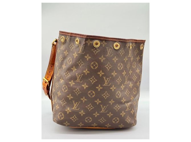 Borsa Louis Vuitton Petit Noe Monogram Canvas Marrone - vista 4
