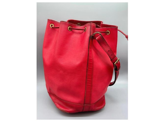 Borsa Louis Vuitton Noe Rossa in Pelle Rosso - vista 5