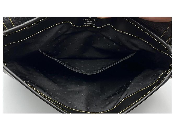 Louis Vuitton Das Absolute des Reisens Schwarz - Ansicht 8