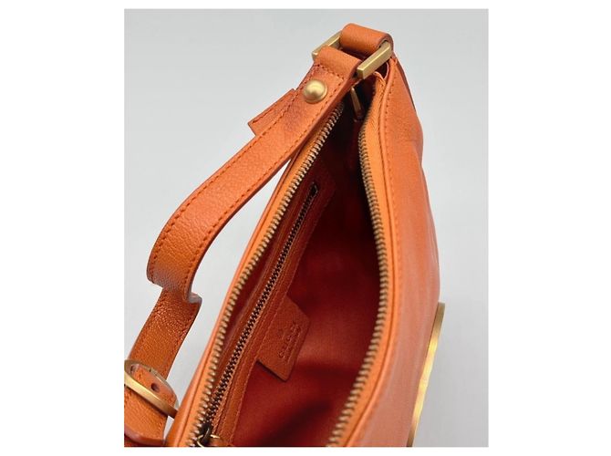 Piccola borsa a mano Gucci in pelle arancione - vista 8