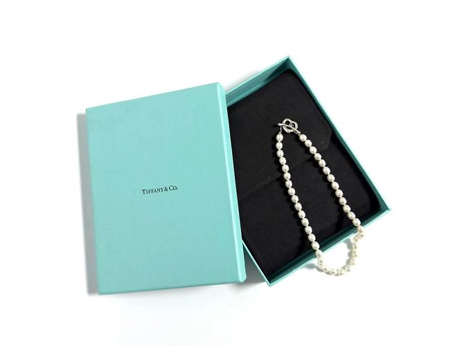 Elsa Peretti Tiffany & Co Collana corta in perle Tiffany con pendente a cuore aperto in argento 925 - vista 10