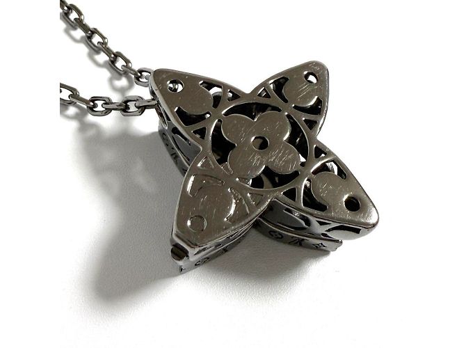 Collier pendentif fleur pour homme Louis Vuitton - vue 2