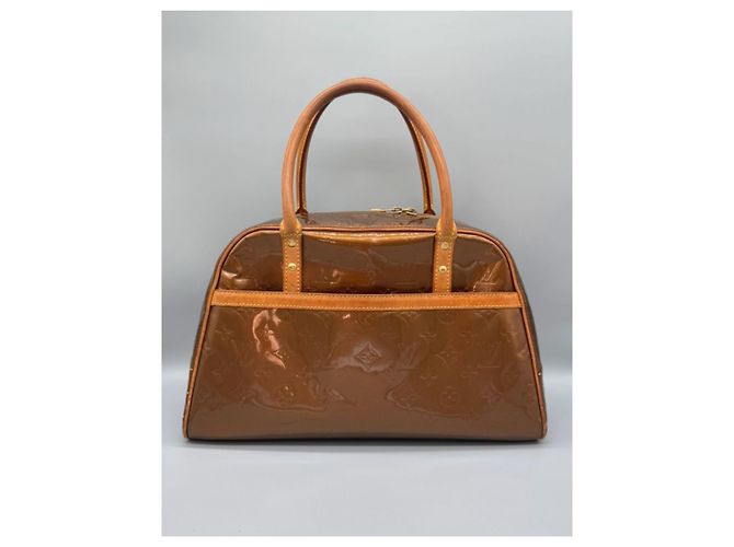Louis Vuitton Tompkins Square Monogramm Lackleder Handtasche - Ansicht 2
