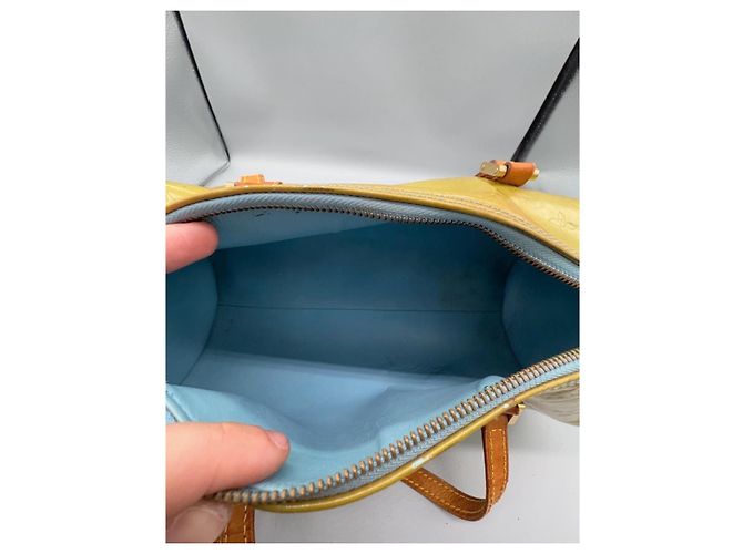 Louis Vuitton Vernis Bedford Borsa in Pelle Verniciata Monogram - vista 10