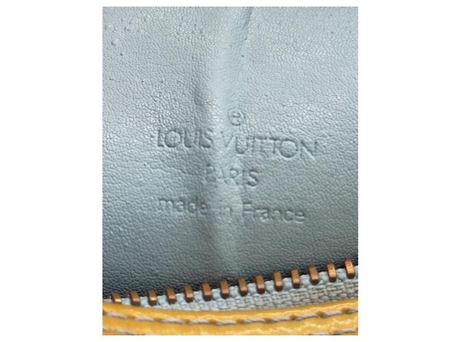 Louis Vuitton Vernis Bedford Borsa in Pelle Verniciata Monogram - vista 11