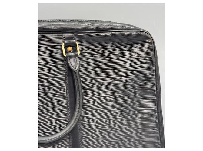 Louis Vuitton Malette en cuir Epi Noir - vue 3