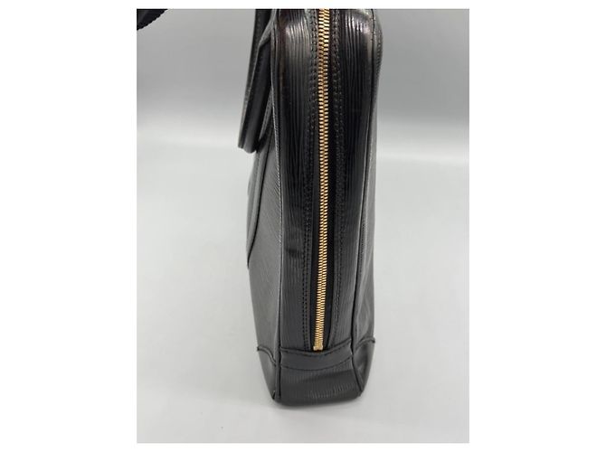Louis Vuitton Malette en cuir Epi Noir - vue 6