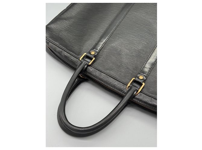 Louis Vuitton Malette en cuir Epi Noir - vue 8