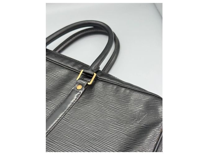 Louis Vuitton Malette en cuir Epi Noir - vue 9