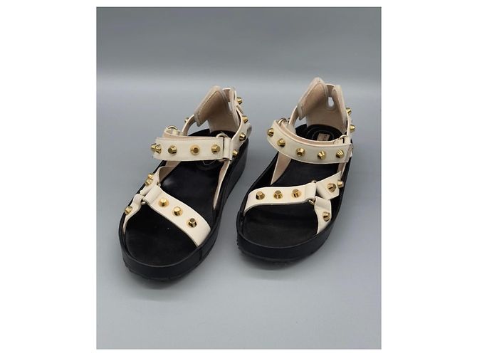 Sandali Balenciaga in pelle bianca con borchie Bianco - vista 8