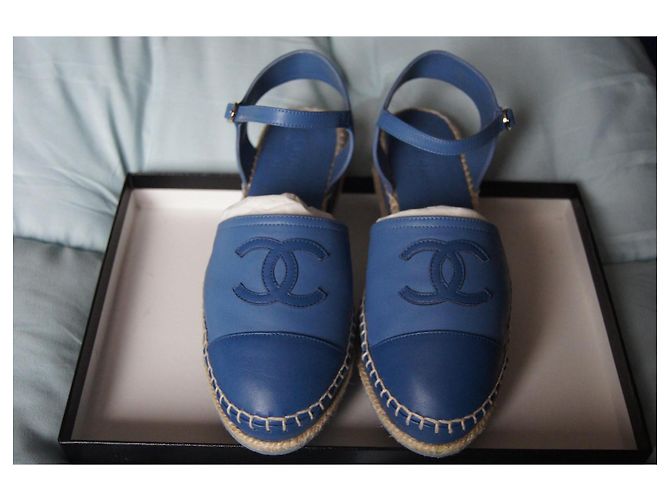 Espadrillas Chanel in pelle blu - vista 4