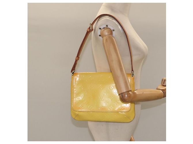 LOUIS VUITTON Borsa Thompson Street Monogram Vernis Gialla M91071 LV Auth yk17007 D'oro - vista 21