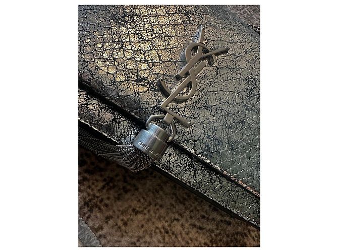 Kate Monogramme Borsa Saint Laurent in pelle color argento - vista 6