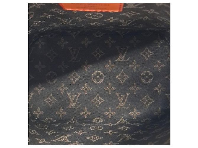 Zaino Alma Epi di Louis Vuitton Arancione - vista 6