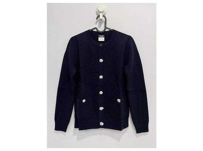 Marineblauer Chanel-Cardigan - Ansicht 2
