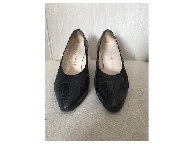 Tacchi CHANEL T.EU 37 Pelli esotiche Nero - vista 2