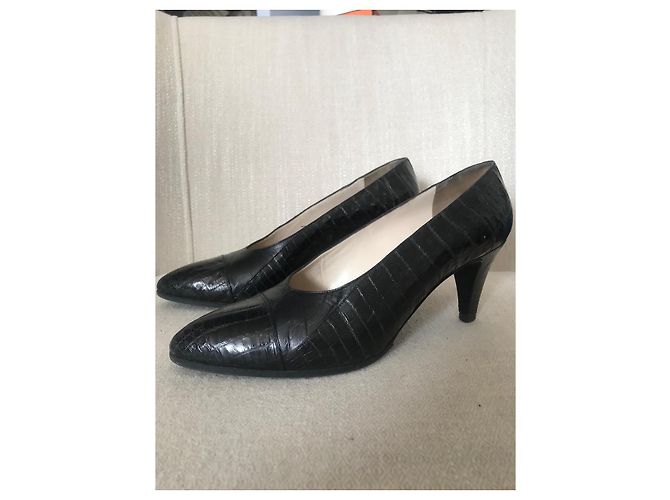 Tacchi CHANEL T.EU 37 Pelli esotiche Nero - vista 3