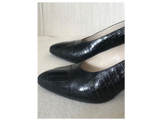 Tacchi CHANEL T.EU 37 Pelli esotiche Nero - vista 4