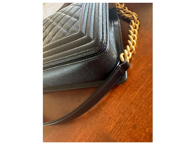 Chanel Borsa Boy Media Nera in Pelle Caviar Nero - vista 5