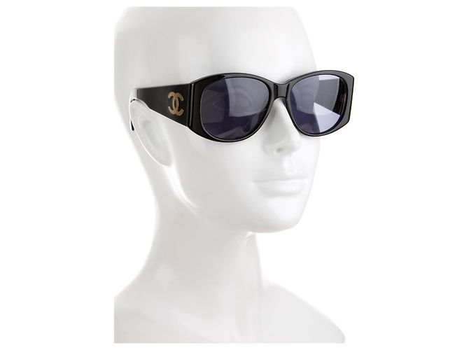 Gafas de sol Chanel Gold CC Logo Negras 05246 Negro Dorado - vista 4