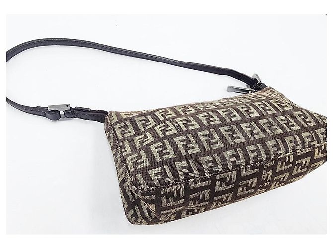 Borsa a Spalla Fendi Baguette Zucca Zucchino Marrone - vista 14