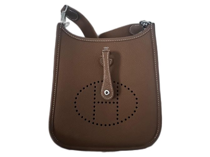Hermès Evelyne Handtasche aus Leder Camel Kamel - Ansicht 2