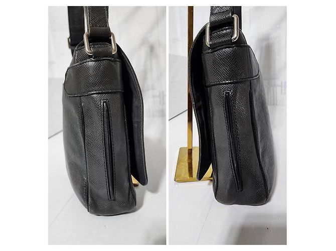 Borsa a tracolla Andrei Taiga Louis Vuitton grigia Grigio - vista 11