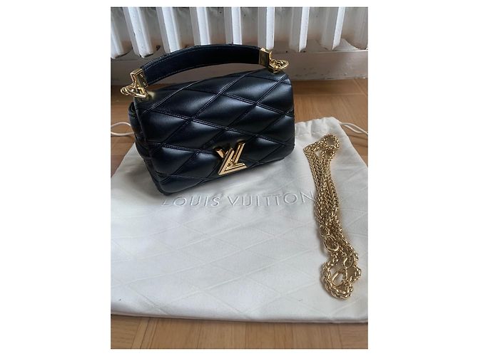 Louis Vuitton Go-14 PM M12004 nuovo Nero - vista 2