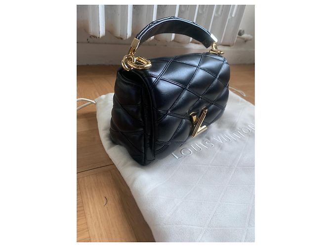Louis Vuitton Go-14 PM M12004 nuovo Nero - vista 3