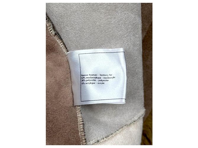 Chaqueta Yeti de piel sintética Chanel FW 2010 Beige - vista 14