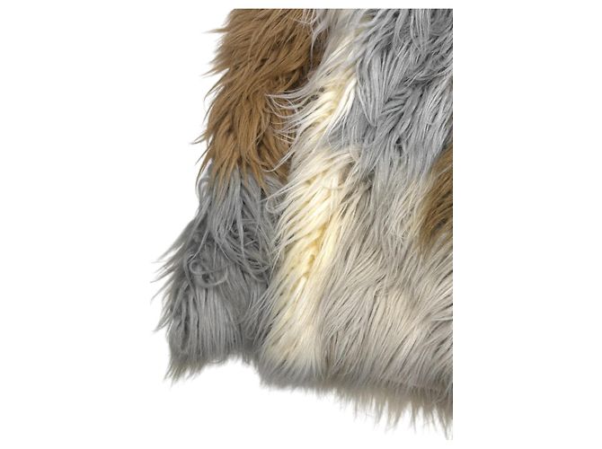 Chaqueta Yeti de piel sintética Chanel FW 2010 Beige - vista 4