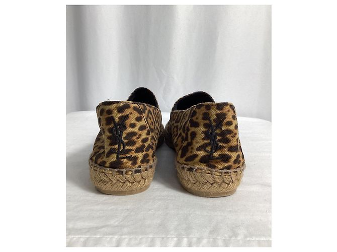 Espadrilles à semelle plate en toile marron avec imprimé léopard de Saint Laurent - vue 10