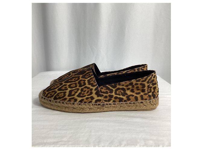 Espadrilles à semelle plate en toile marron avec imprimé léopard de Saint Laurent - vue 11