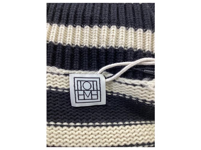 Pull col roulé à rayures Totême en laine noire - vue 11