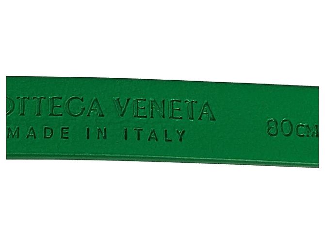 Cinturón con hebilla triangular Bottega Veneta en cuero verde - vista 4