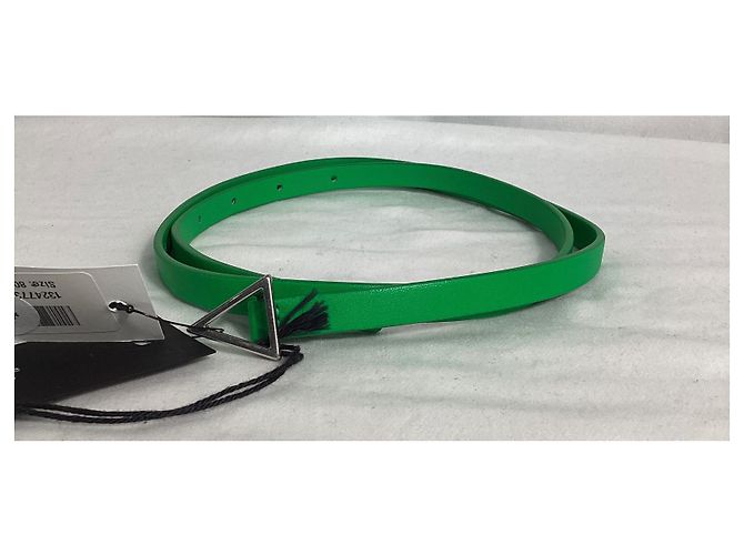 Cinturón con hebilla triangular Bottega Veneta en cuero verde - vista 5