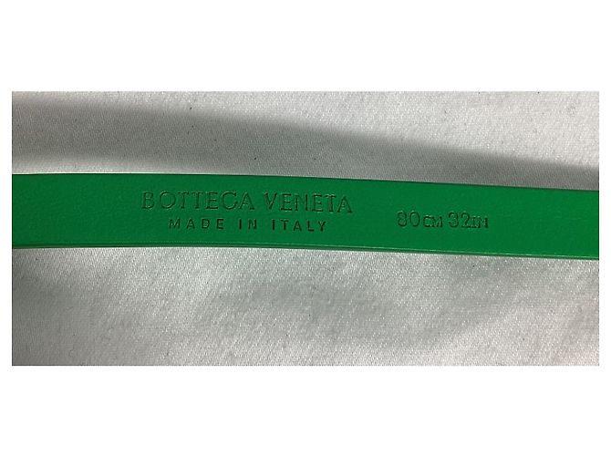 Cinturón con hebilla triangular Bottega Veneta en cuero verde - vista 8