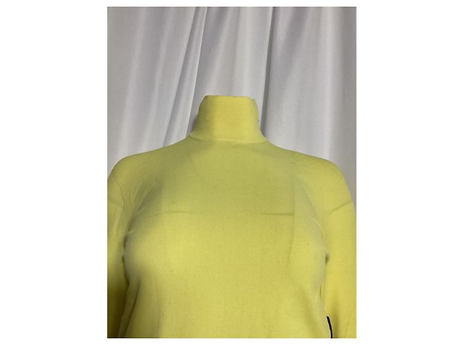 Bottega Veneta Rollkragenpullover aus gelber Viskose - Ansicht 10