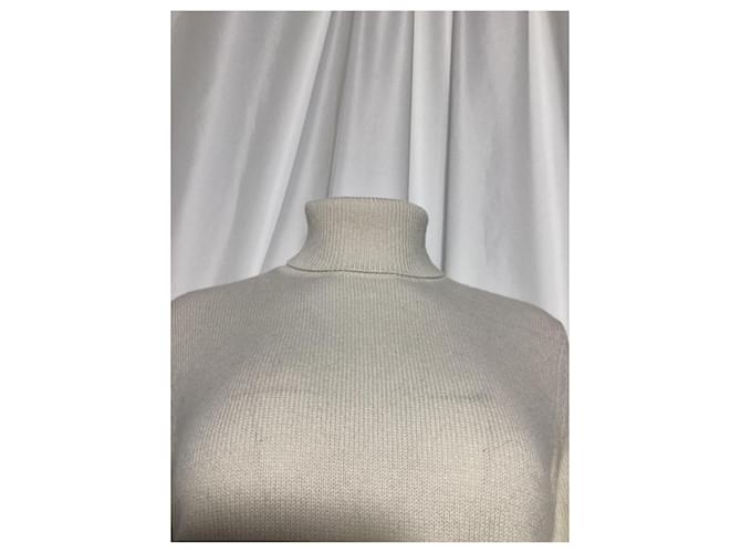Theory Rollkragenpullover aus ivoire Kaschmir Weiß Roh - Ansicht 10
