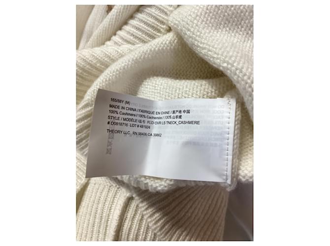 Theory Rollkragenpullover aus ivoire Kaschmir Weiß Roh - Ansicht 12