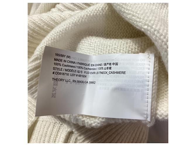 Theory Rollkragenpullover aus ivoire Kaschmir Weiß Roh - Ansicht 6