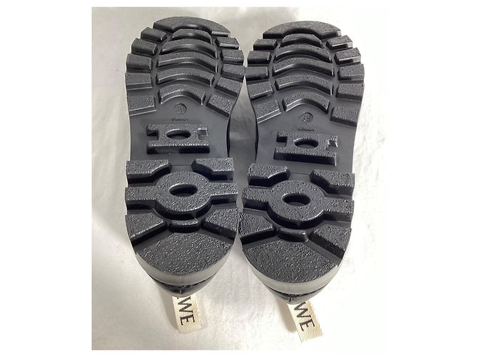 Sapatos Derby de couro preto com logo Loewe e aba no calcanhar - vista 15