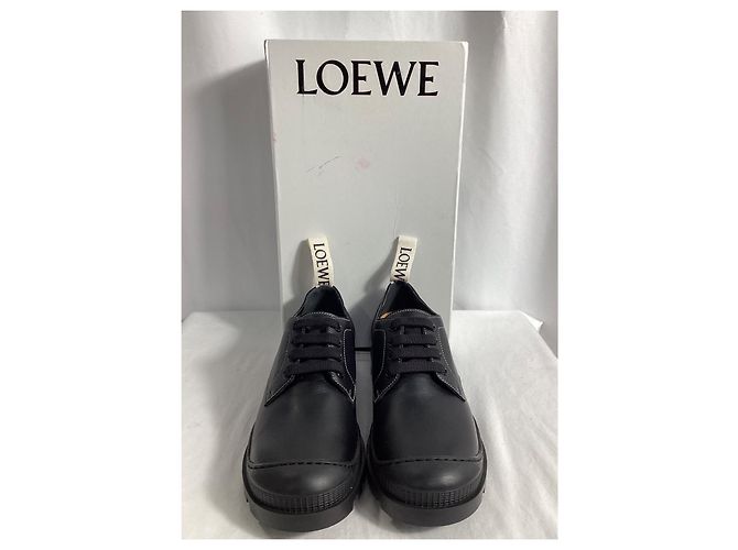 Sapatos Derby de couro preto com logo Loewe e aba no calcanhar - vista 16