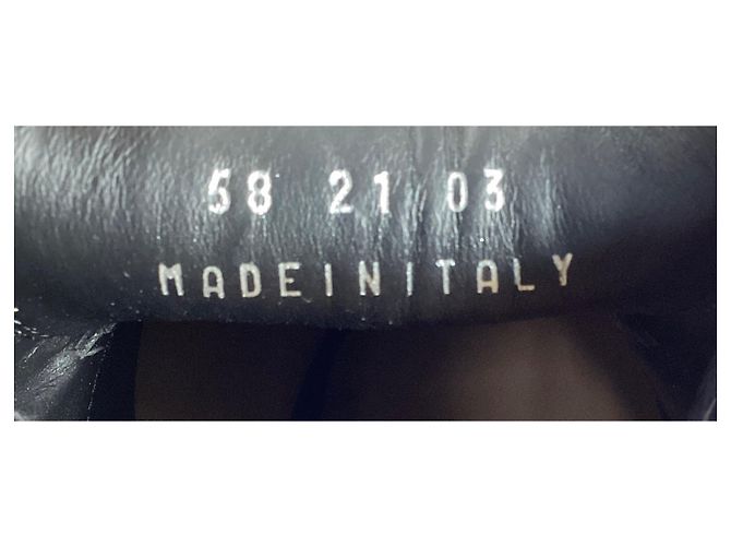 Sapatos Derby de couro preto com logo Loewe e aba no calcanhar - vista 17