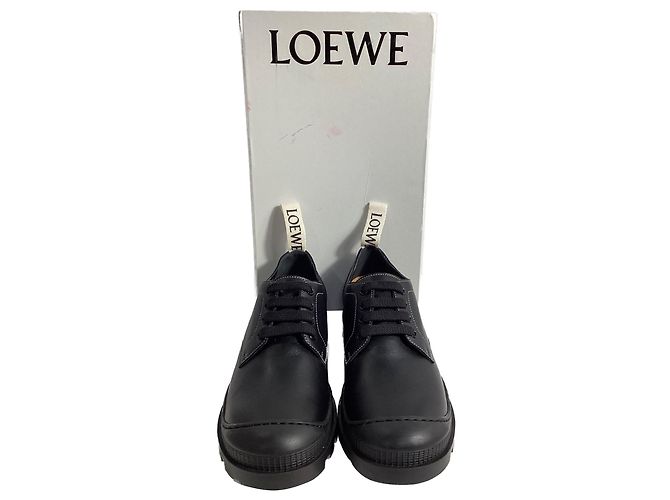 Sapatos Derby de couro preto com logo Loewe e aba no calcanhar - vista 6