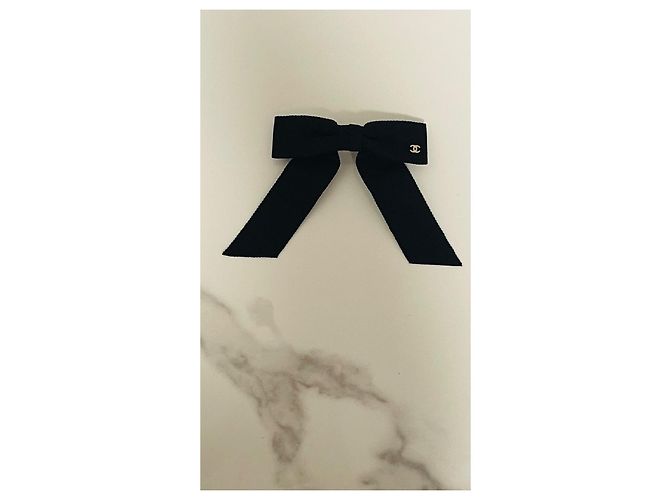 Spilla a fiocco Chanel logo cc Nero - vista 2