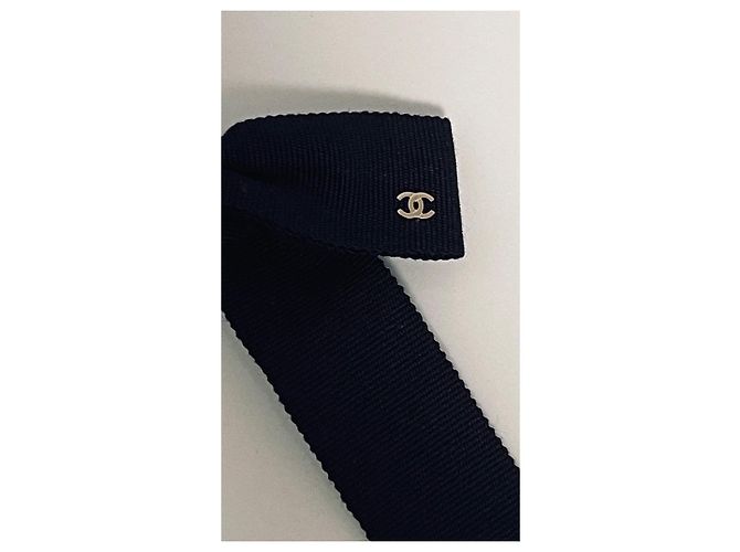 Spilla a fiocco Chanel logo cc Nero - vista 4