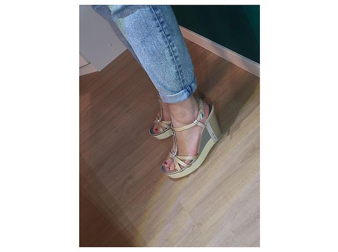 Sandali Prada con zecca in pelle Argento Beige Grigio 39.5 - vista 4